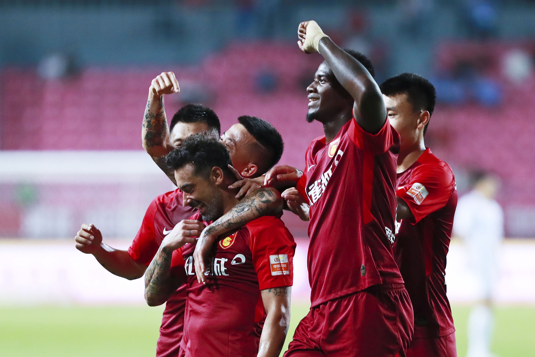 也会对青少 也会对青少