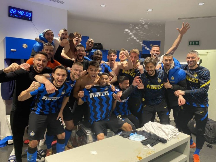 埃弗顿后卫 埃弗顿后卫