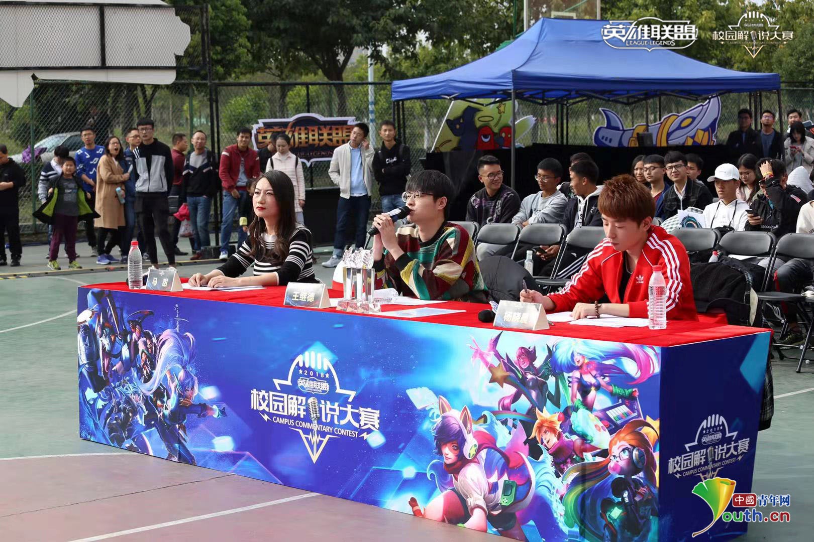 用表现回应 用表现回应