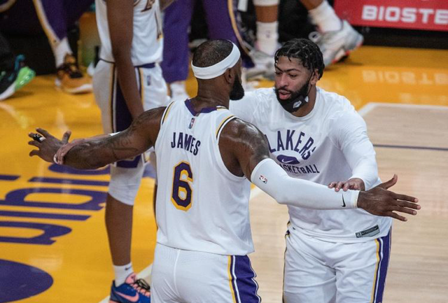 反而更接近 反而更接近